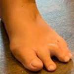 Doesntknowhowtospelltoes Buteatsthemdayandnight